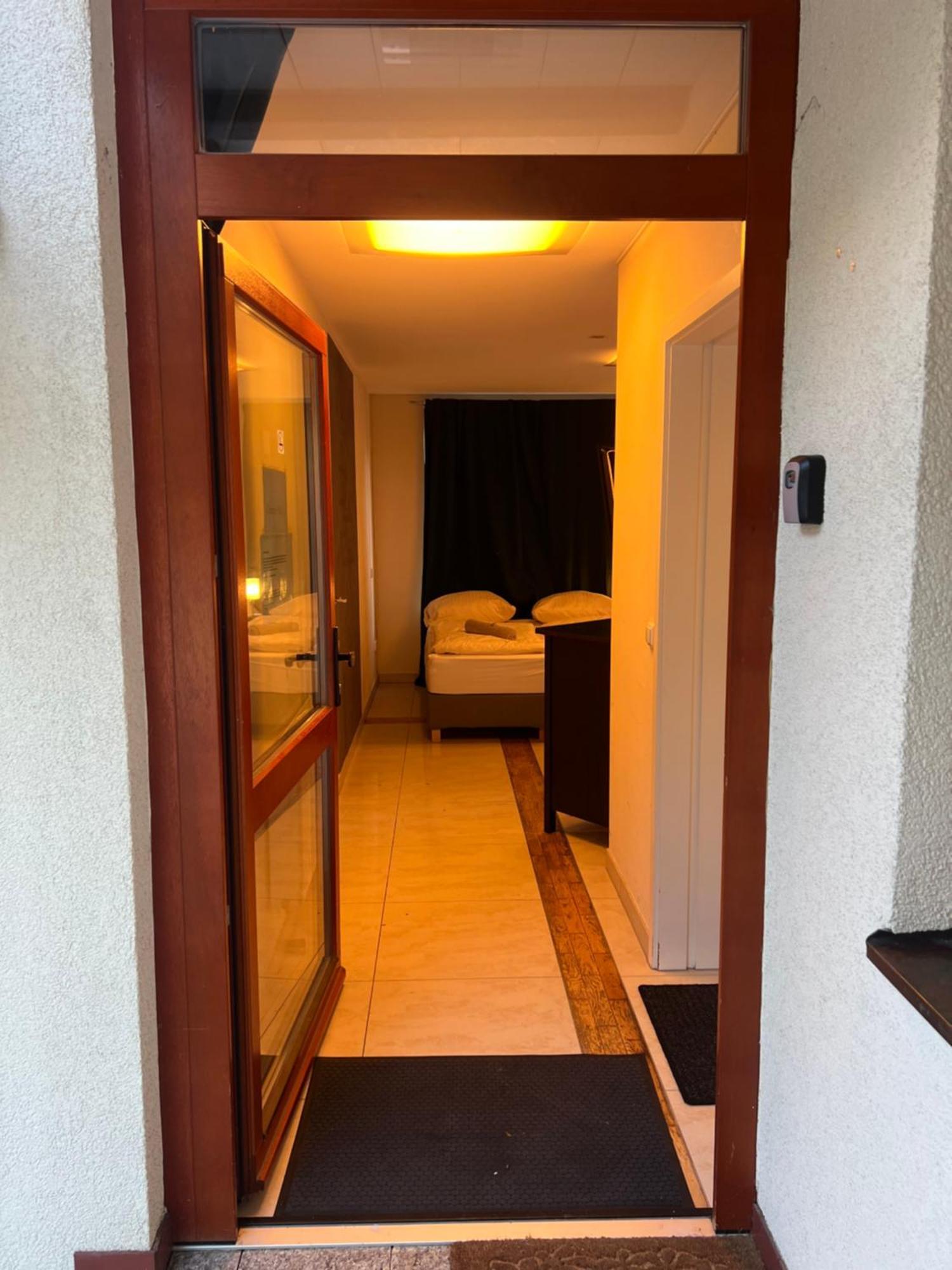 Hotel Hof 19 - Nuernberg Nord Heroldsberg Bagian luar foto