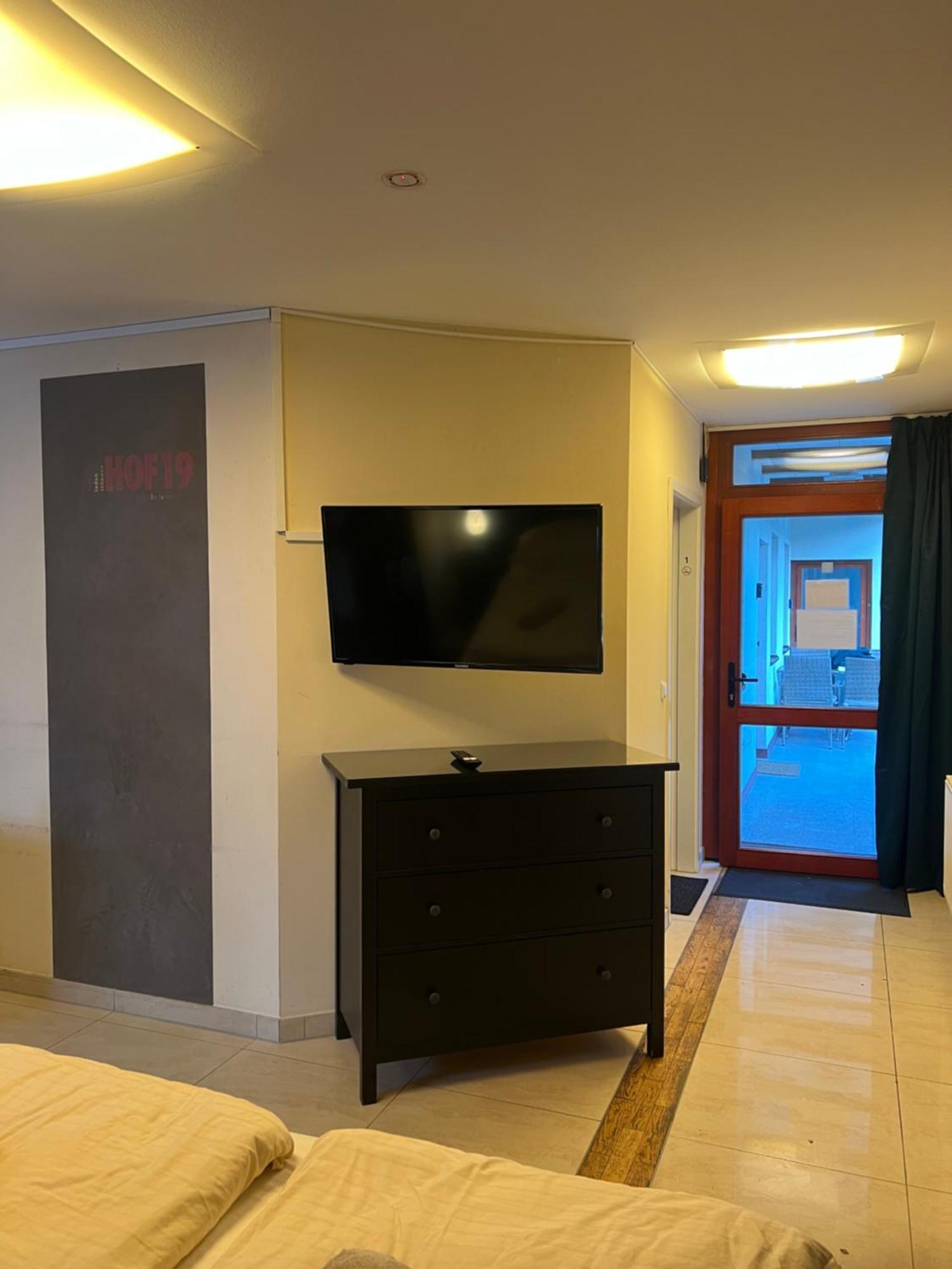 Hotel Hof 19 - Nuernberg Nord Heroldsberg Bagian luar foto