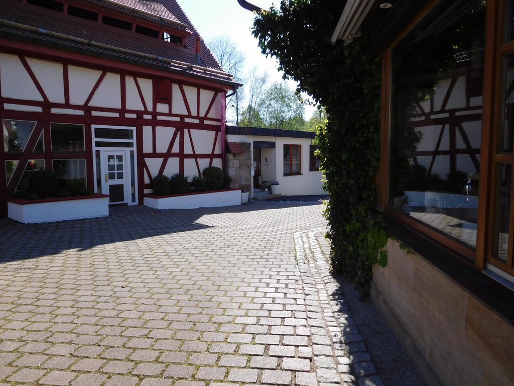 Hotel Hof 19 - Nuernberg Nord Heroldsberg Bagian luar foto